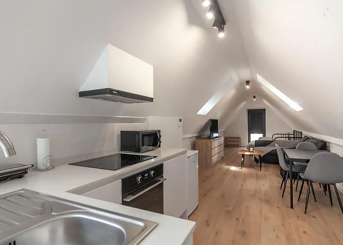 Gravito 53 By Sweet Apartment